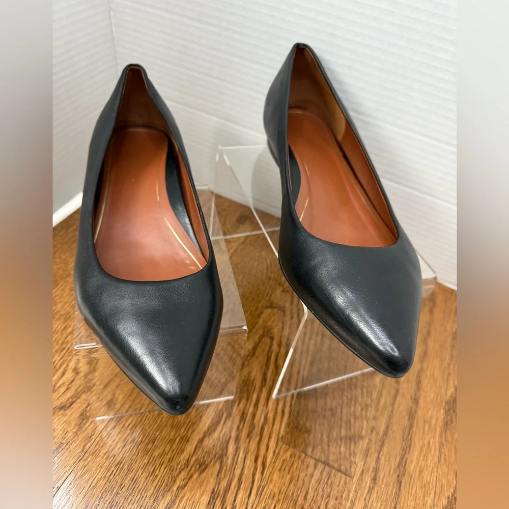 Vionic Black Leather Flats - Picture 2 of 13